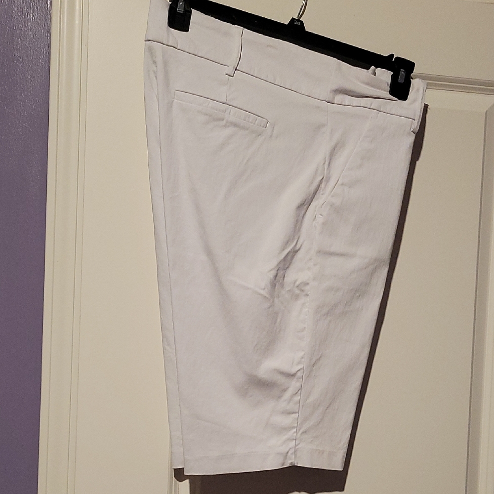 Fashion to Figure White Bermuda Shorts